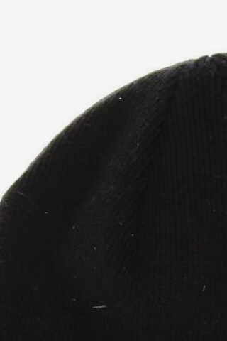 Pegador Hat & Cap in One size in Black