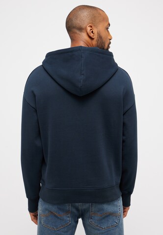 MUSTANG Sweatshirt in Blau