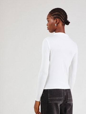PIECES - Blusa 'PCMADISON' en blanco