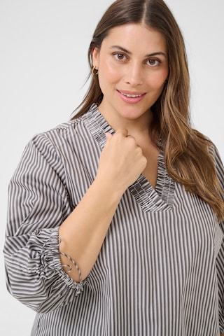 Chemisier 'Mariana' KAFFE CURVE en gris