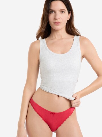 ETAM Thong 'PILLOW TALK' in Red