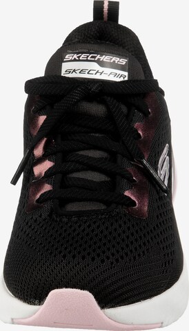 Baskets basses SKECHERS en noir