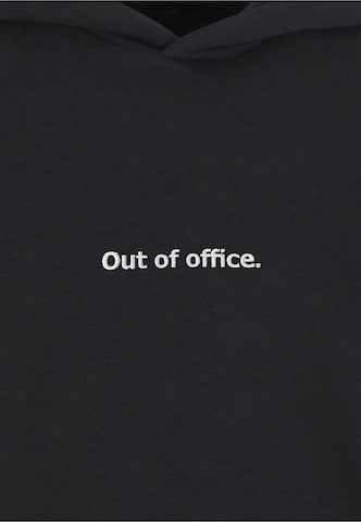 Mister Tee - Sweatshirt 'Out Of Office' em preto