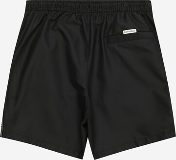 Calvin Klein Swimwear Badeshorts in Schwarz