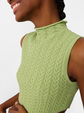 Tops en tricot Bershka en vert