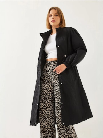 Bianco Lucci Winter Coat in Black