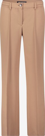 Betty Barclay Pleated Pants in Brown: front