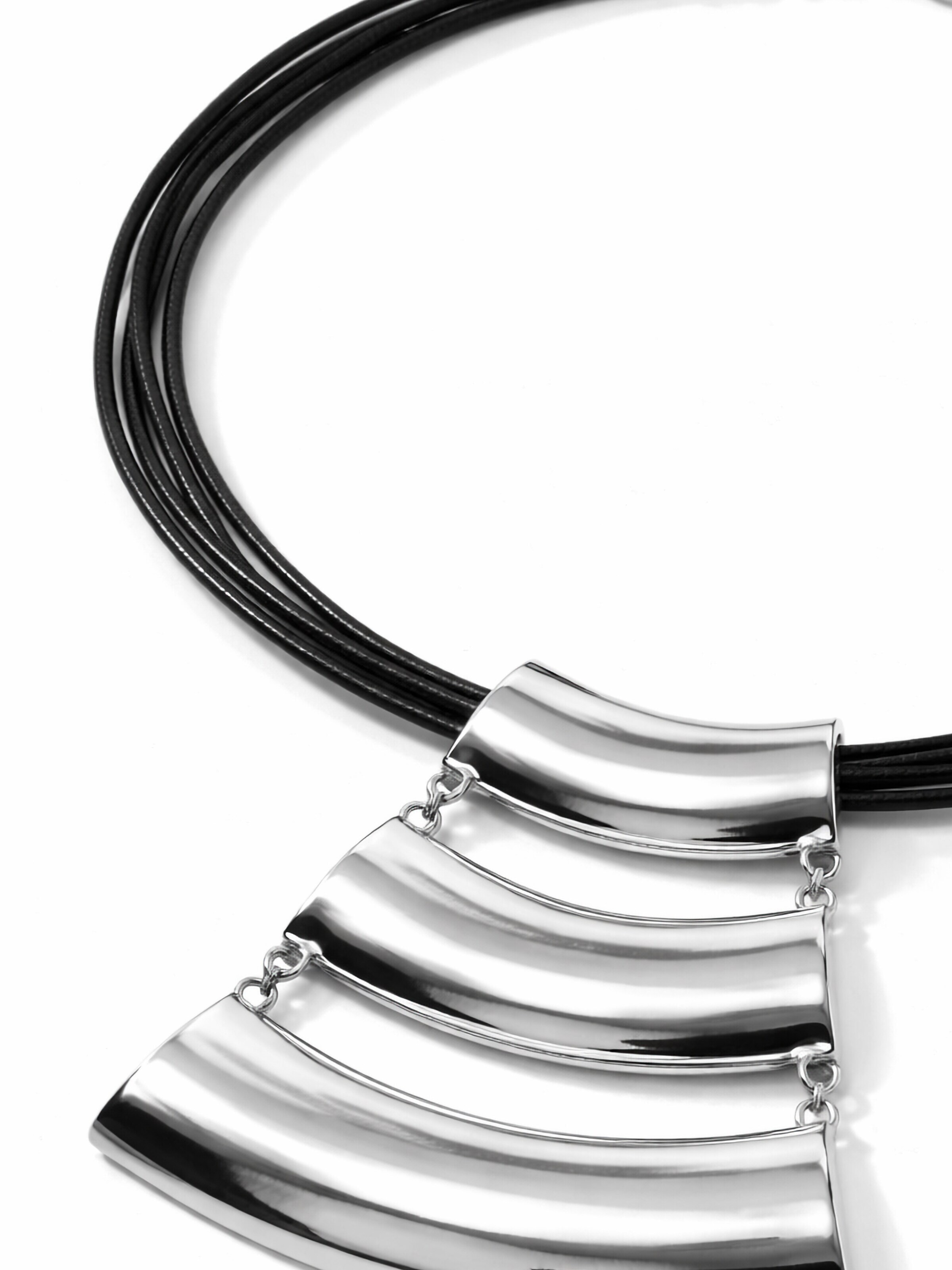 COLLEZIONE ALESSANDRO Necklace 'Tina' in Black
