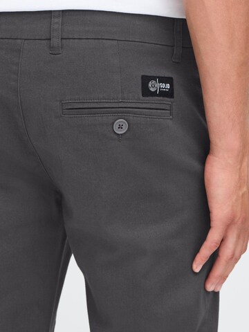 !Solid - regular Pantalón chino 'CHASE' en gris