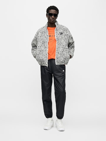 Nike Sportswear Övergångsjacka 'AIR' i beige