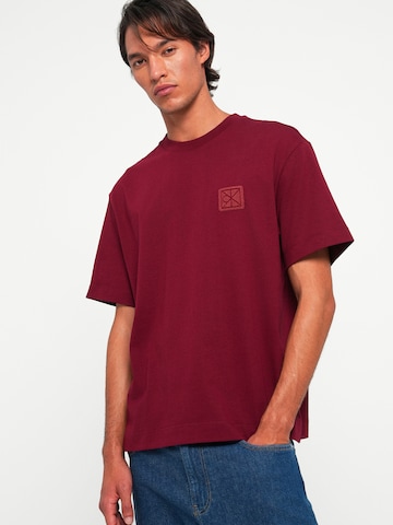 Calvin Klein T-shirt i röd