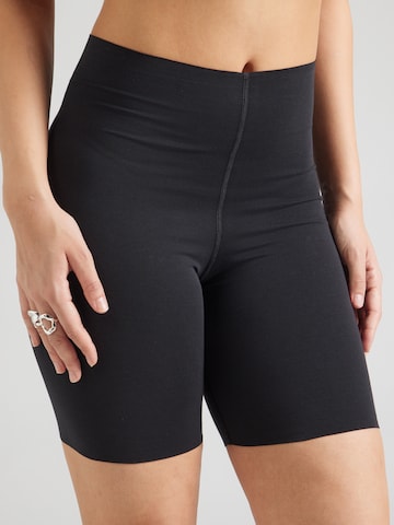 NATURANA - Pantalón moldeador en negro: frente