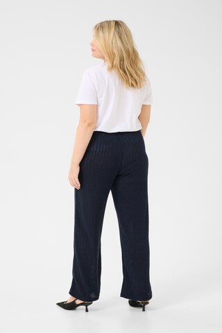Loosefit Pantalon 'Edina' KAFFE CURVE en bleu