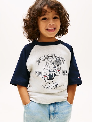 TOMMY HILFIGER T-Shirt in Grau: Vorderseite