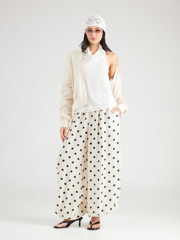 Top 'Rosa' di ABOUT YOU in beige