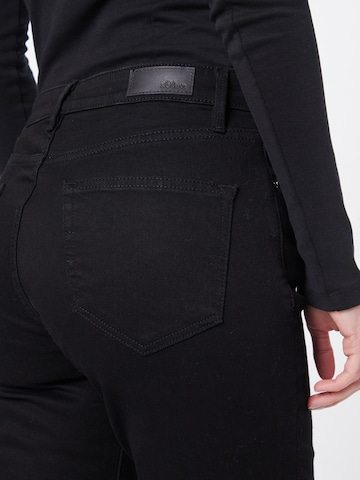 s.Oliver Slim fit Jeans 'Betsy' in Black