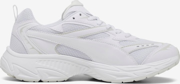 Baskets basses PUMA en blanc