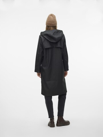VERO MODA Функциональная куртка 'VMMalou' в Черный