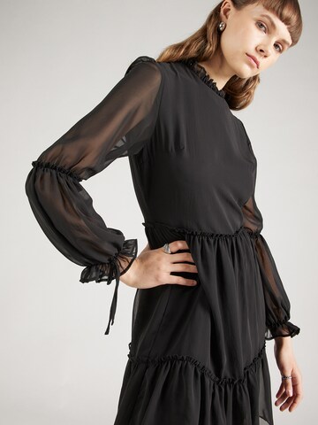 Rochie de la Trendyol pe negru