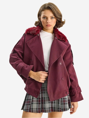 Bianco Lucci - Sobretudo meia-estação em vermelho