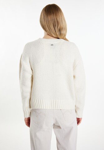 Geacă tricotată 'Incus' de la DreiMaster Vintage pe alb