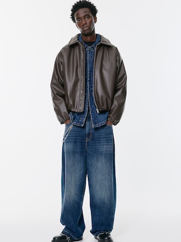 Pull&Bear Tussenjas in Bruin: voorkant