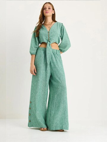 Completo pantalone di Bianco Lucci in verde