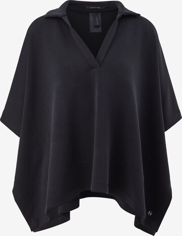 COMMA Cape in Black: front