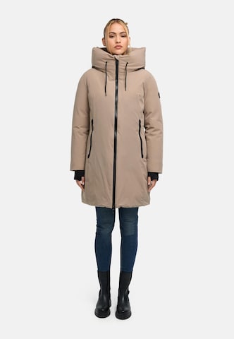 Cappotto funzionale di MARIKOO in marrone