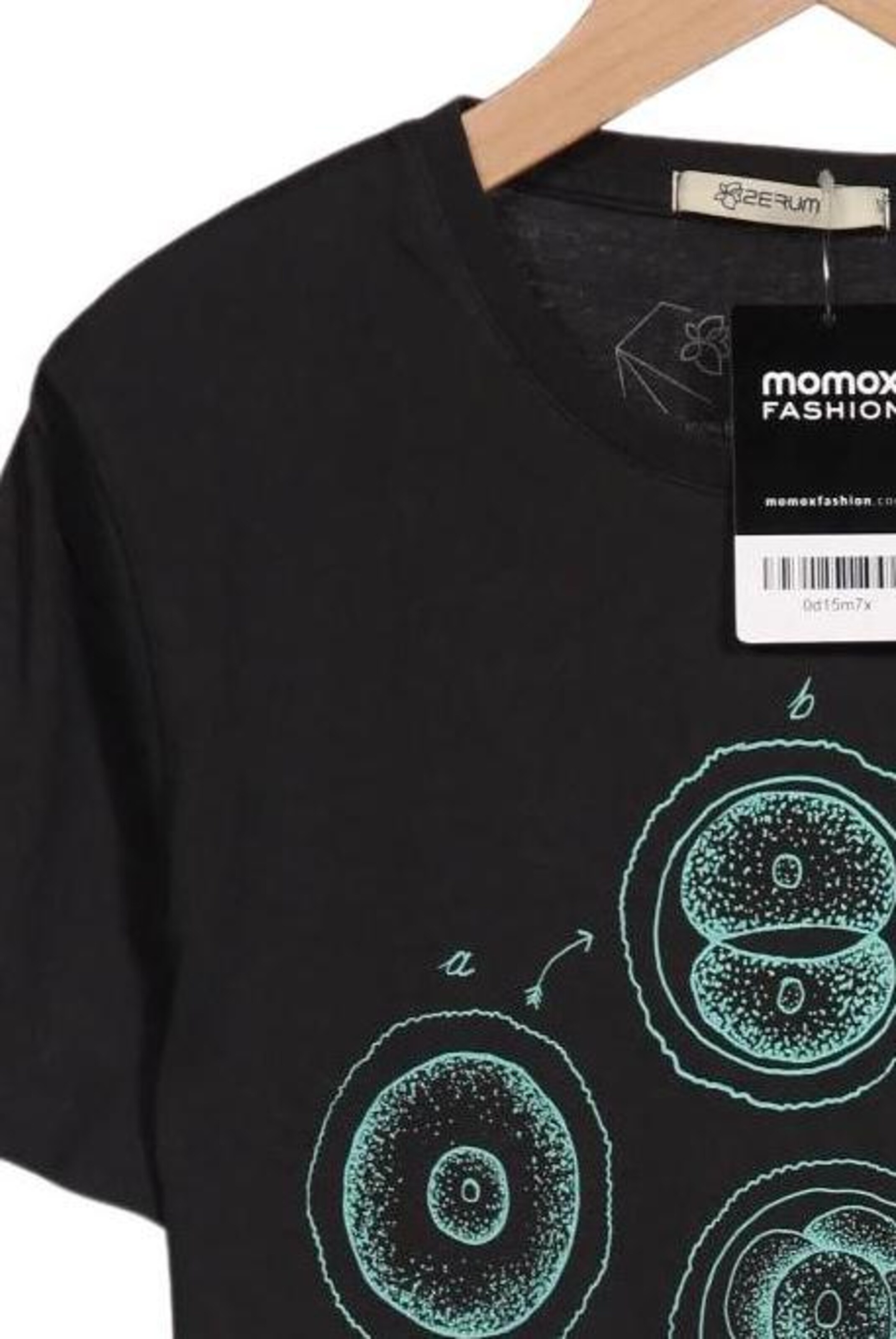 Zerum Shirt in S in Black