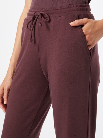 Regular Pantalon 'Kaaia' ARMEDANGELS en marron