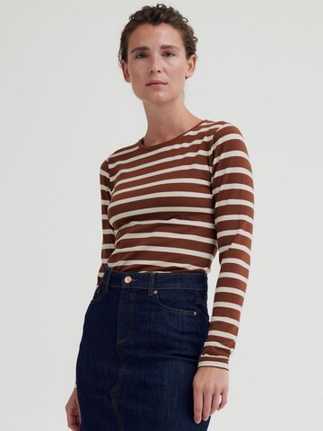 b.young Shirt 'PAMILA' in Bruin: voorkant