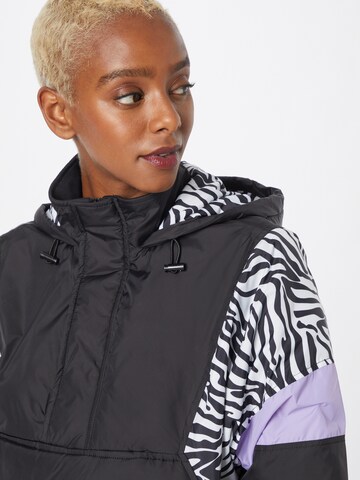 Urban Classics - Chaqueta de entretiempo en negro