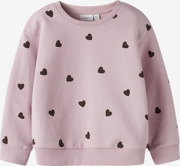 Sweat-shirt 'NMFNEHEART' NAME IT en violet : devant