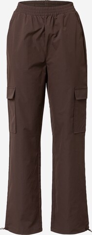 SISTERS POINT Cargo Pants 'VUJA' in Brown: front