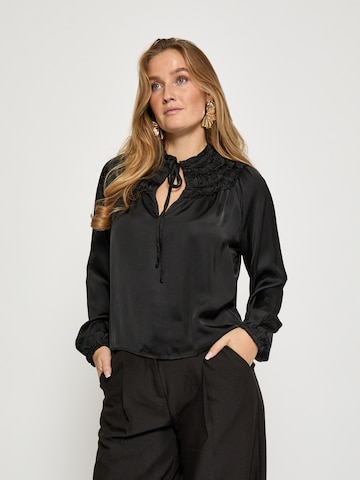 Haut 'AnnaSofie' minus en noir : devant