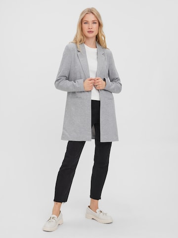 VERO MODA - Blazer 'Verina' em cinzento