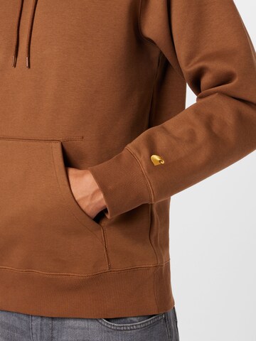 Carhartt WIP Sweatshirt 'Chase' in Brown