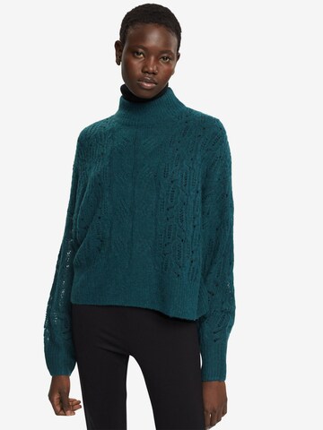 ESPRIT Sweater in Green: front