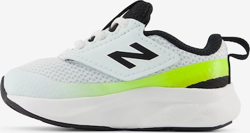 new balance Trainers 'Fresh Foam 625' in White: front