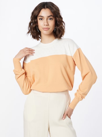 NÜMPH Sweater in Orange: front