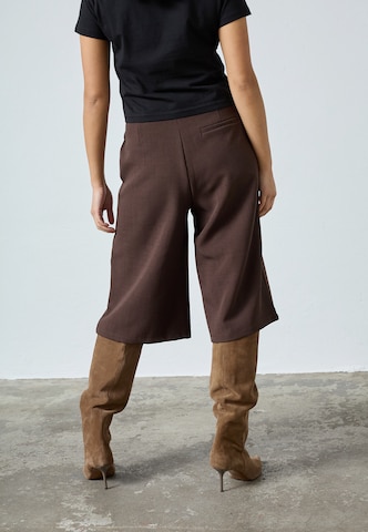 Wide leg Pantaloni cutați 'GREAT-L.SHO2' de la SISTERS POINT pe maro