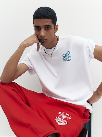 Pull&Bear Majica 'STWD' | bela barva
