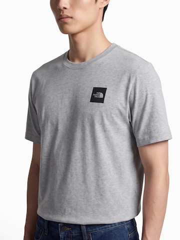 THE NORTH FACE T-Shirt 'EVOLUTION BOX HALF DOME' in Grau