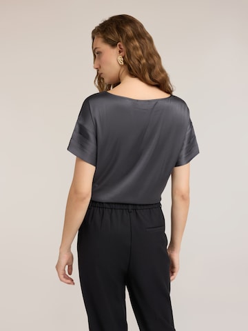 MOTIVI - Blusa en gris