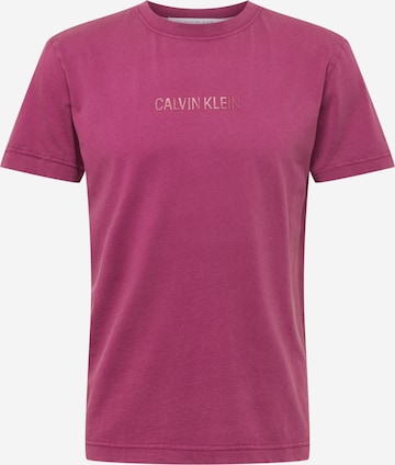 Calvin Klein Jeans Тениска в лилав: отпред