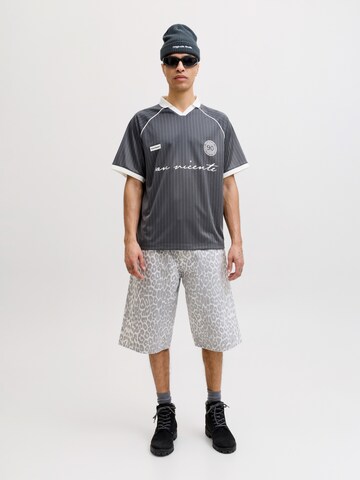 JACK & JONES - Camiseta 'JCOETERNA' en gris