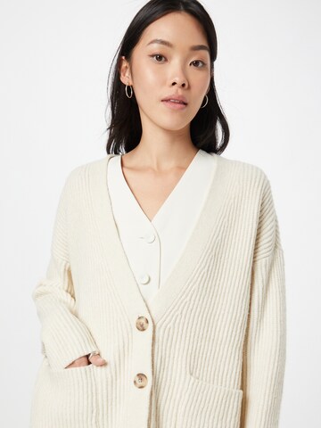 Cardigan Abercrombie & Fitch en blanc