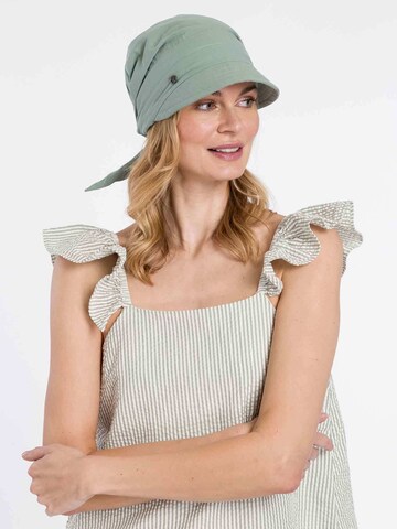 LOEVENICH Cap in Green: front