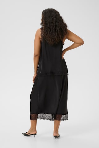 Top di KAFFE CURVE in nero
